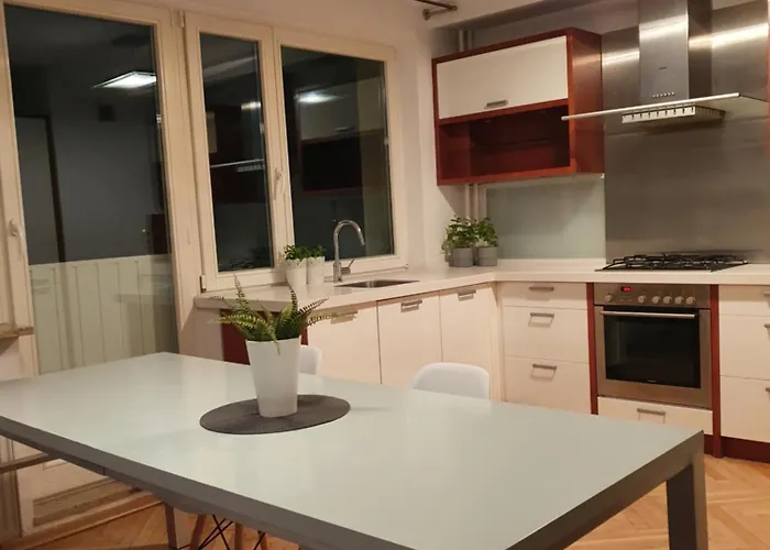 Duze Mieszkanie Na Plowcach